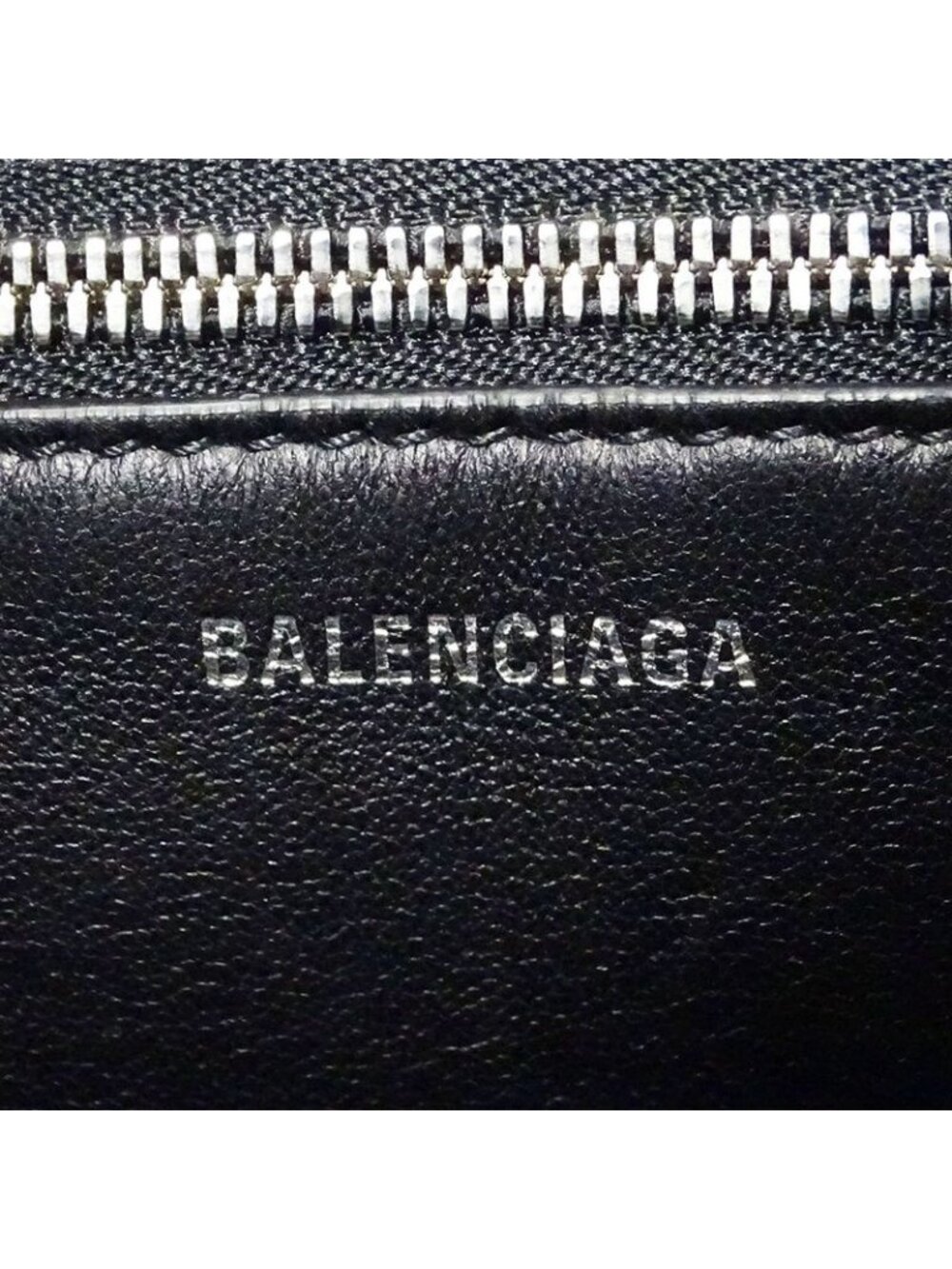 Balenciaga Shoulder Bag Everyday 2-Way Faux Fur Black Logo - Picture 8 of 13